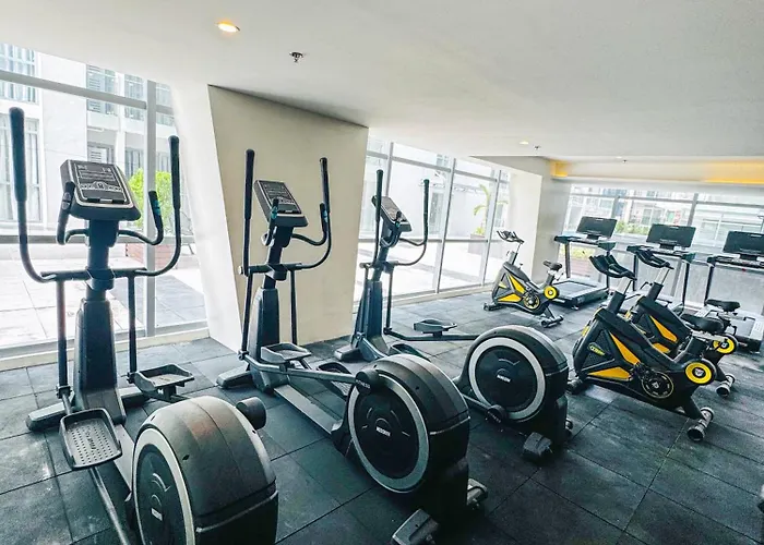 Apartment Cozy Family With View Near Of Dreams Casino, Airport, Solaire, Okada, Ayala Malls And Moa Manila